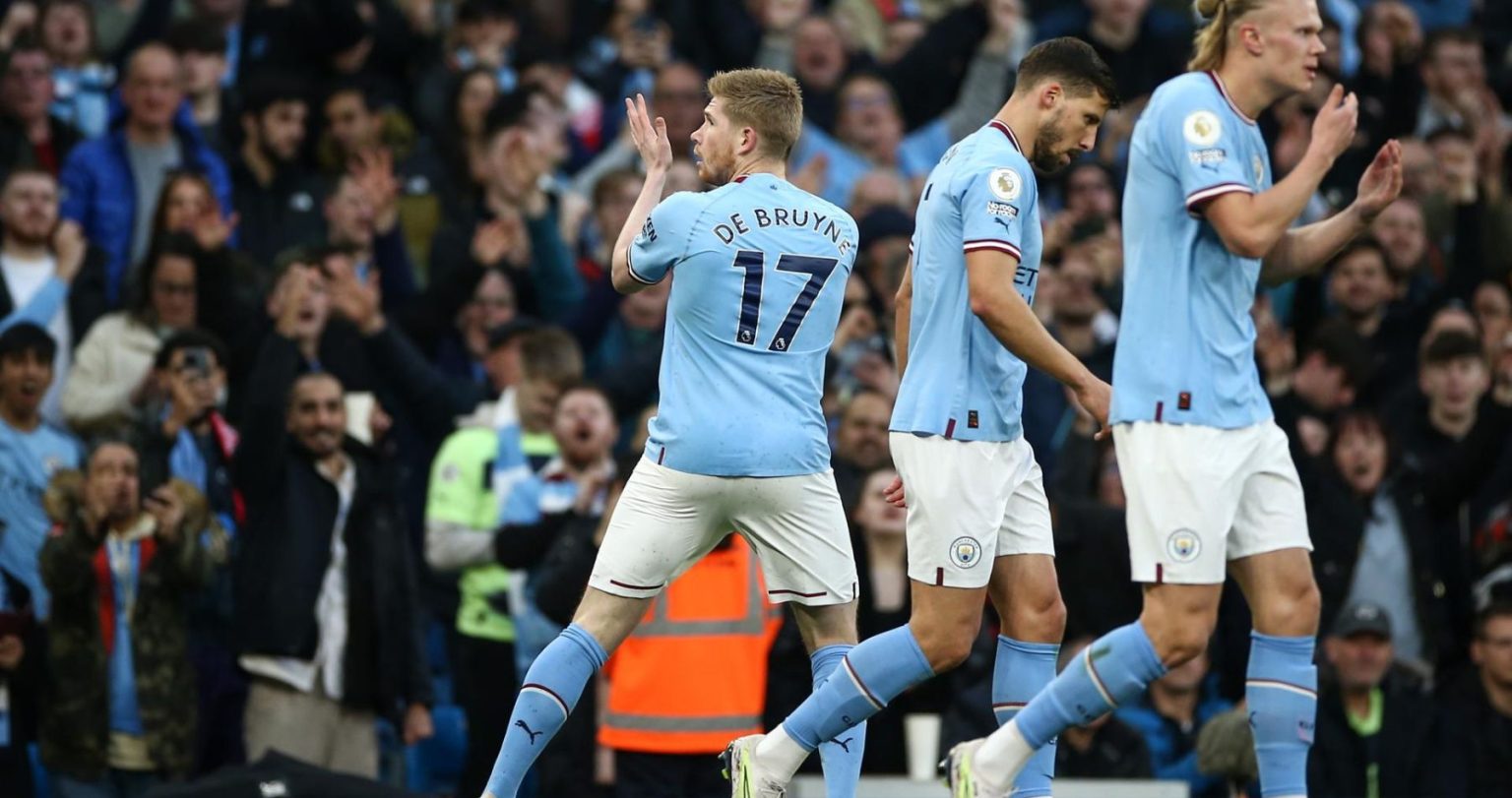 Manchester City Celebrates Fourth Straight Premier League Victory